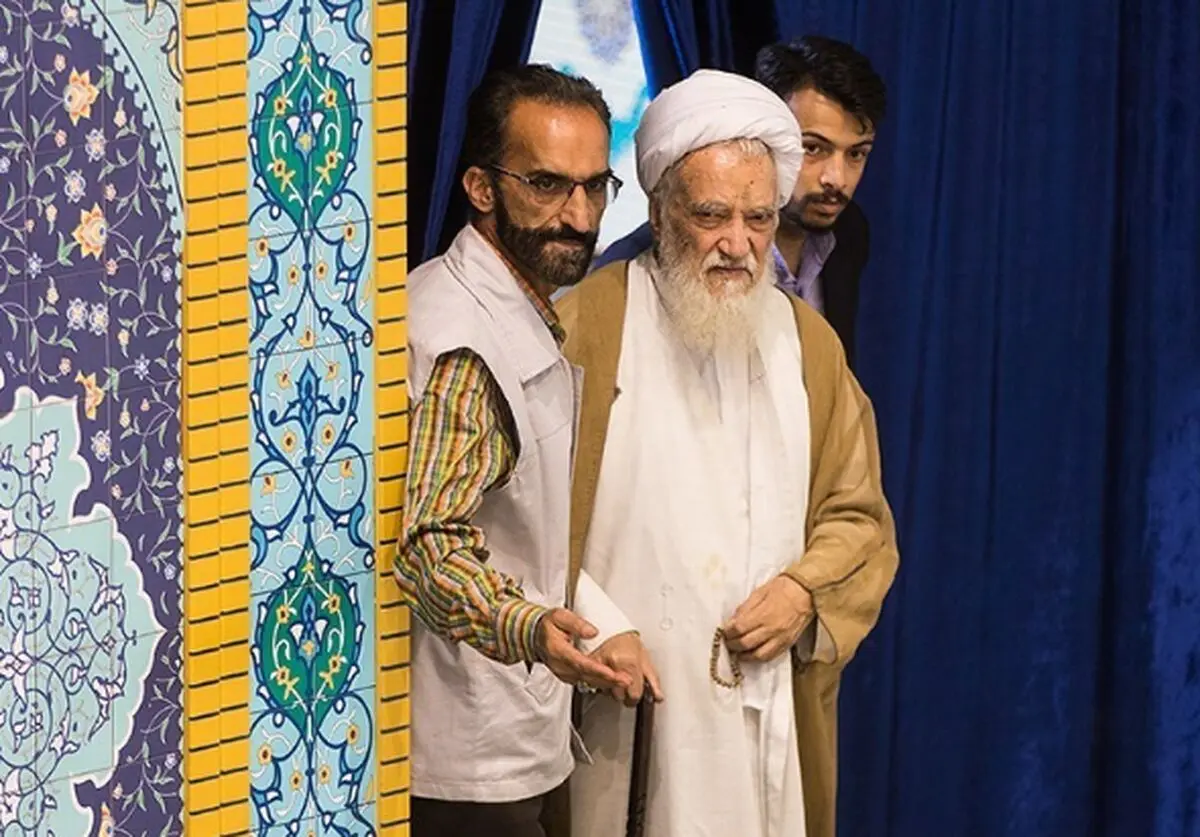 خداحافظی آیت‌الله موحدی‌کرمانی از نماز جمعه صحت دارد؟