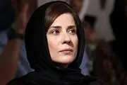 تیپ جنجالی بازیگر زن سینما در یک جشن +فیلم
