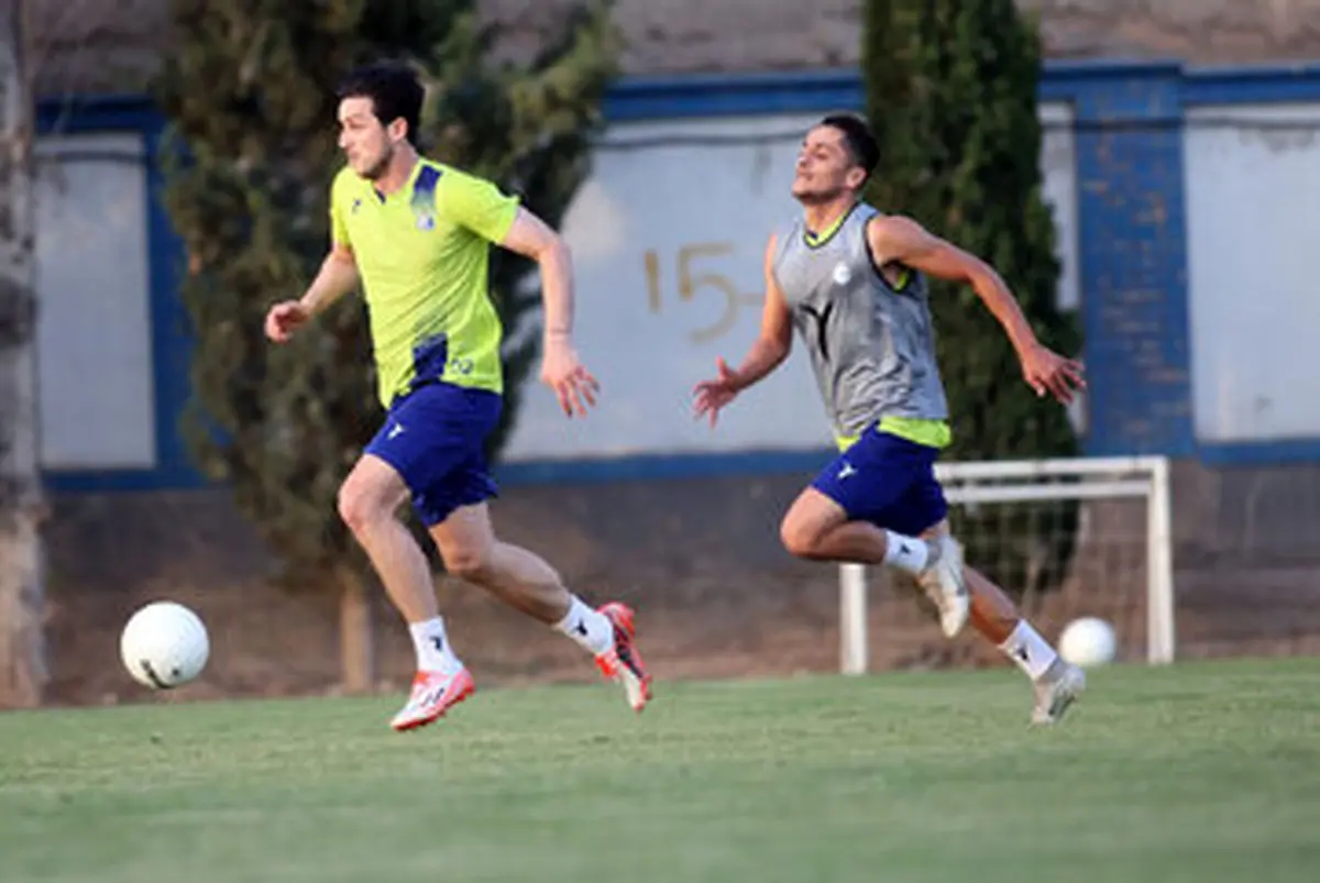 پیشبینی سردار آزمون درباره کورس قهرمانی استقلال و پرسپولیس