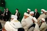 حضور آیت الله رئیسی در جمع صدها نفری علمای اهل سنت