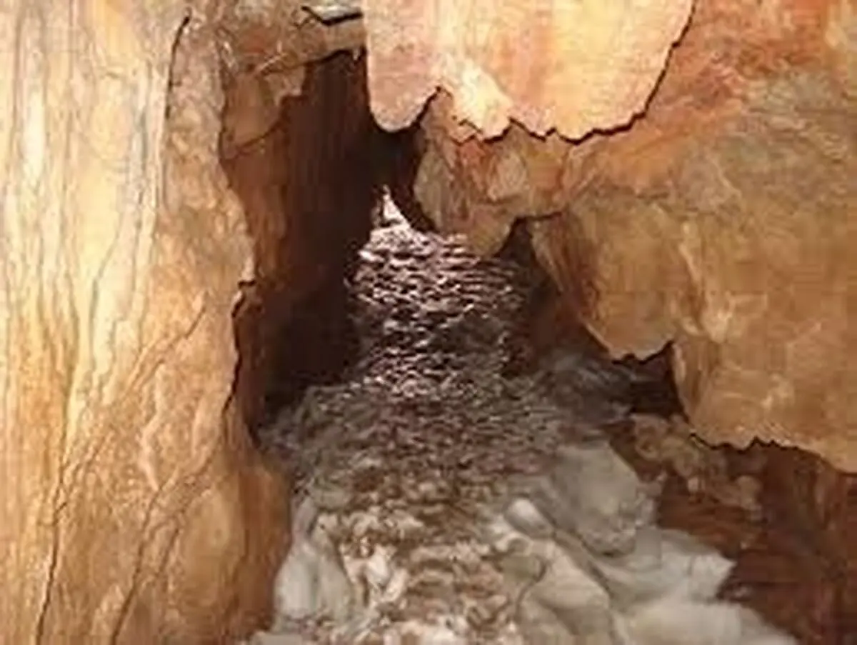  غار سراب کبودرآهنگ به عنوان اثر طبیعی ملی ثبت می شود 