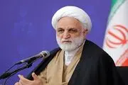 برای بازداشت یک متهم مالی ۱۵ نفر داخل خانه می‌ریزند، مگر تروریست می‌خواهید بگیرید؟