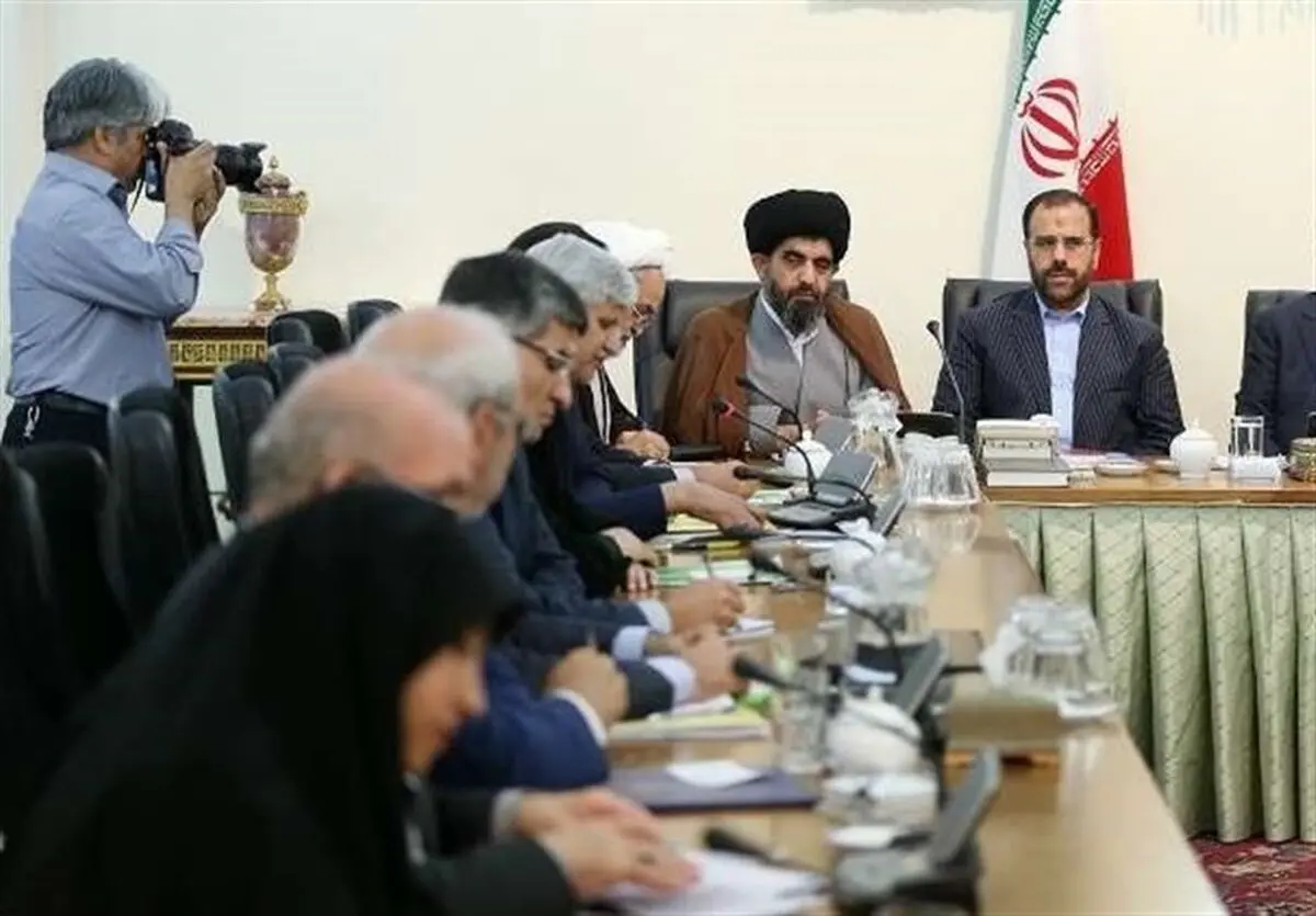 وعده‌های دولت به نمایندگان مستعفی اصفهان