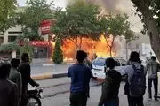 بیش از 100 بانک و فروشگاه غارت شد