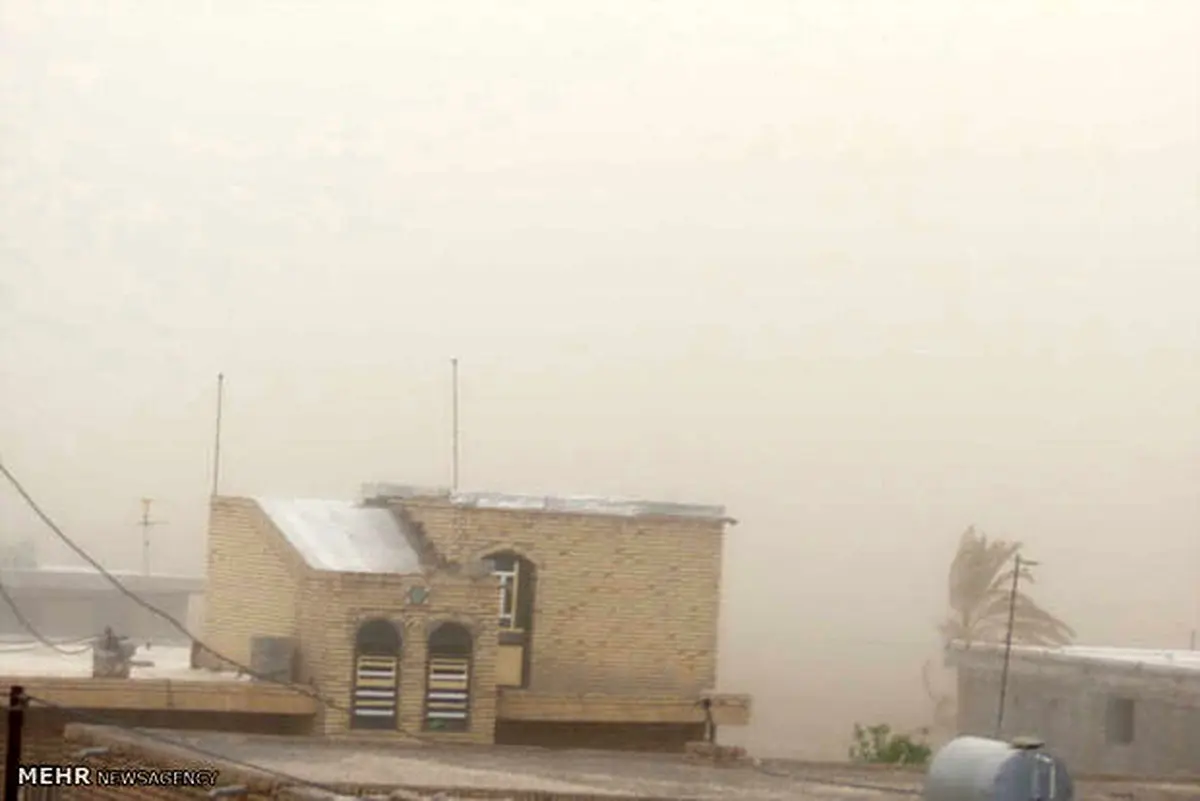 گرد و غبار ورامین را فرا گرفت