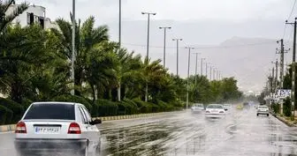 بارش باران و ترافیک در جاده های شمالی 