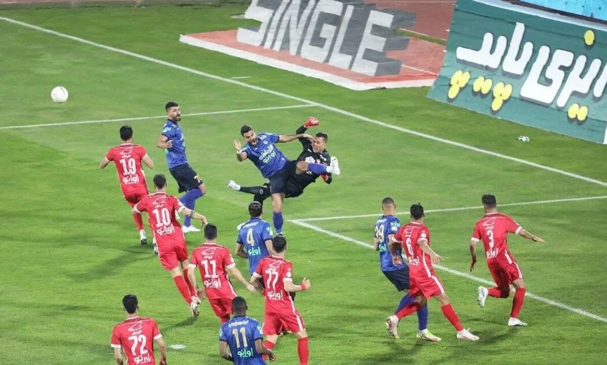 استقلال و پرسپولیس در زمستان چند بمب منفجر می‌کنند؟!