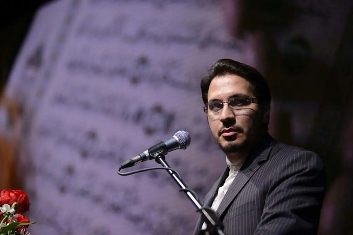 خاطره شنیدنی حامد شاکرنژاد از تلاوت در محضر رهبر انقلاب در دوران کودکی