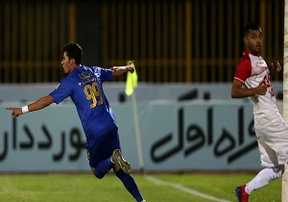 بازیکن استقلال به دنبال جدایی