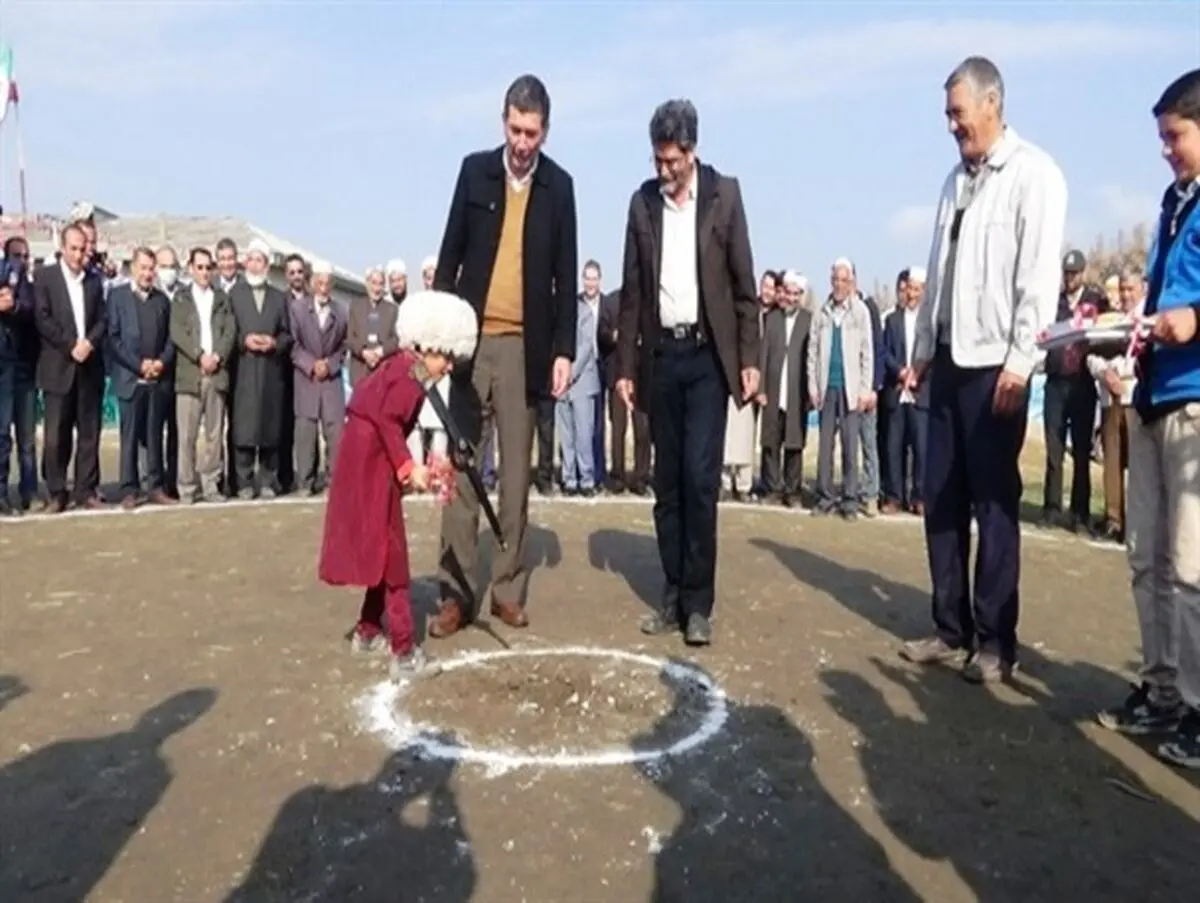 عملیات ساخت مدرسه ای سه کلاسه در یکی از روستاهای گنبدکاووس/تصاویر