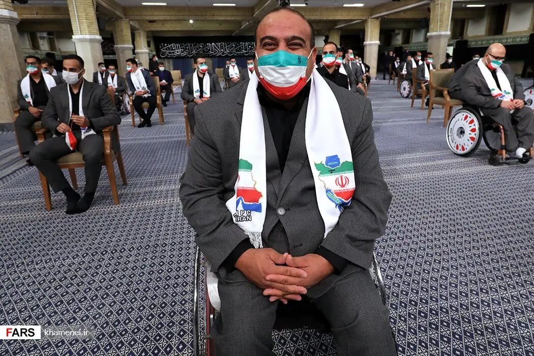 دیدار قهرمانان المپیک و پارالمپیک با رهبر معظم انقلاب/گزارش تصویری