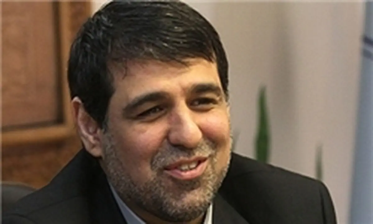 تجلیل از معاون جنجالی احمدی‌نژاد در تالار مجلل شمال شهر!