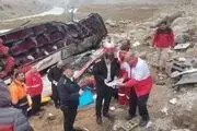 تناقض آماری مسئولان از حادثه سقوط اتوبوس به دره