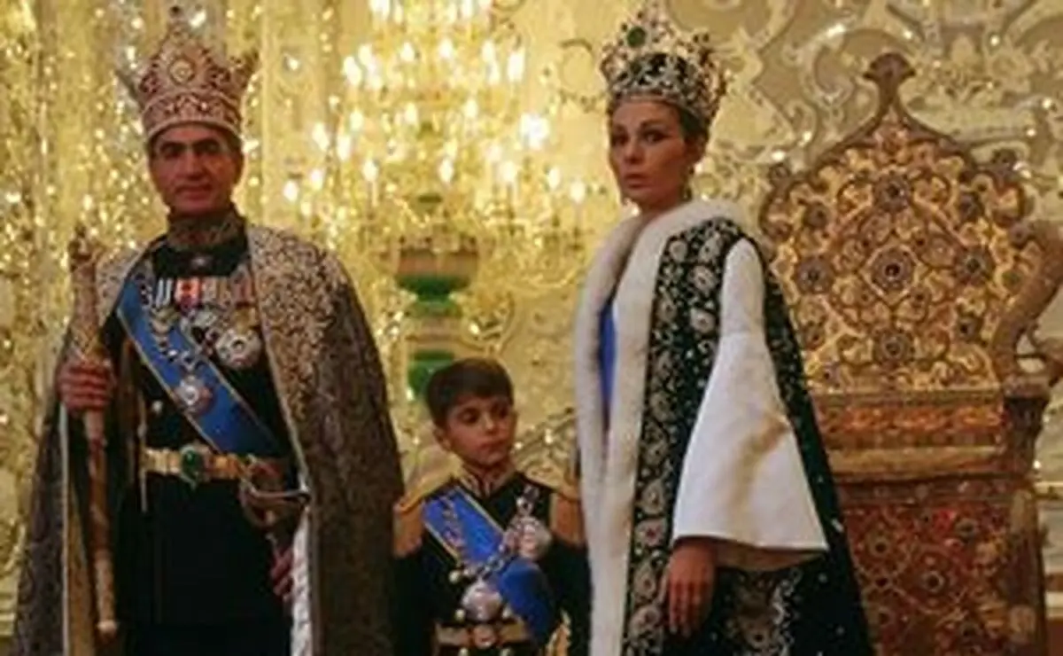 خسارات بی‌بندوباری فرح برای پهلوی