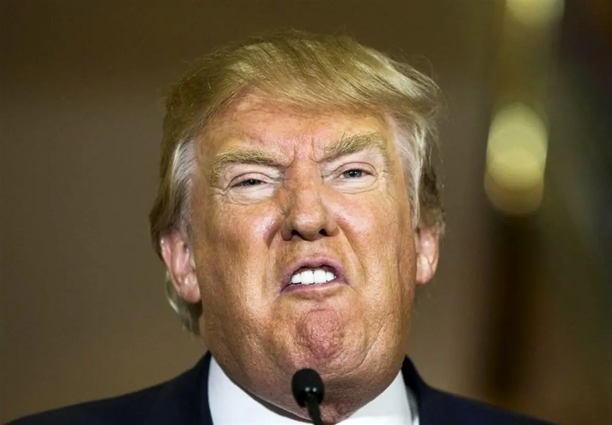 محبوبیت ترامپ سقوط کرد