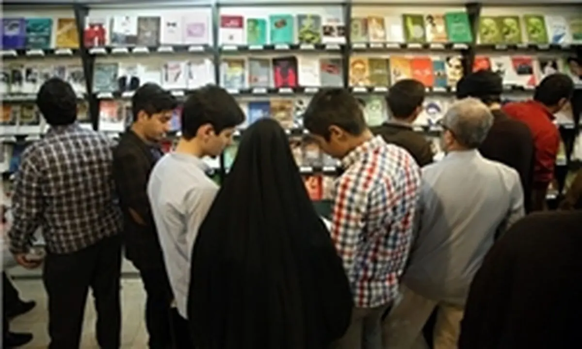 تقریظ‌های رهبر انقلاب کتاب‌ها را پرفروش کرد