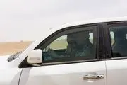 معترضان عراقی به خودروی الکاظمی سنگ پرتاب کردند