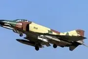 اورهال یک فروند جنگنده F-۴ در پایگاه هوایی تهران