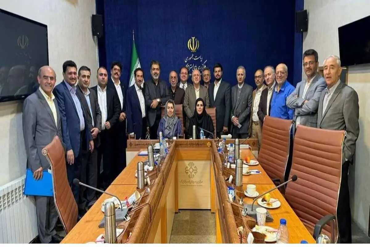 در آخرین جلسه "کارگروهِ نفت" با "محمدجواد ظریف" چه گذشت؟!
