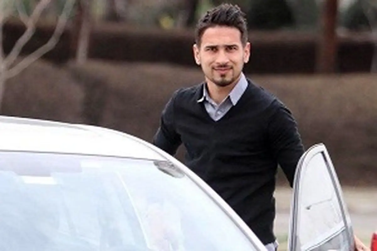 سجاد شهباز زاده در سپاهان ماندنی شد