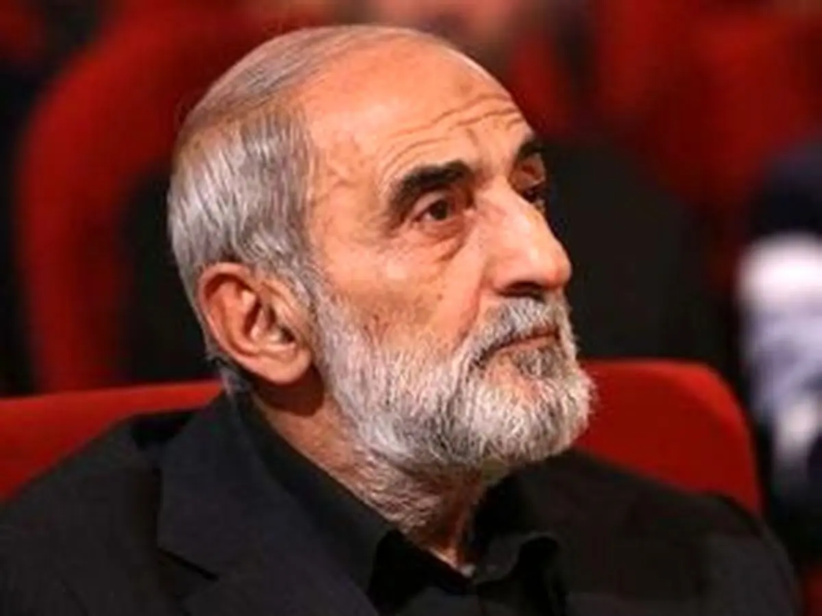 چای کمرنگ در قهوهخانه اصلاحات!