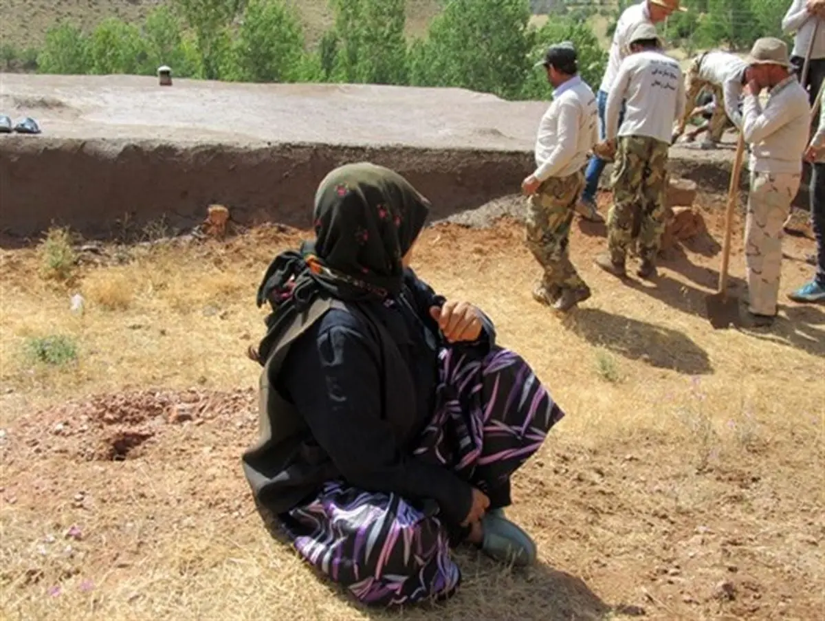 درک عمق محرومیت پیرزن روستایی توسط جهادگران ماهنشانی+تصاویر