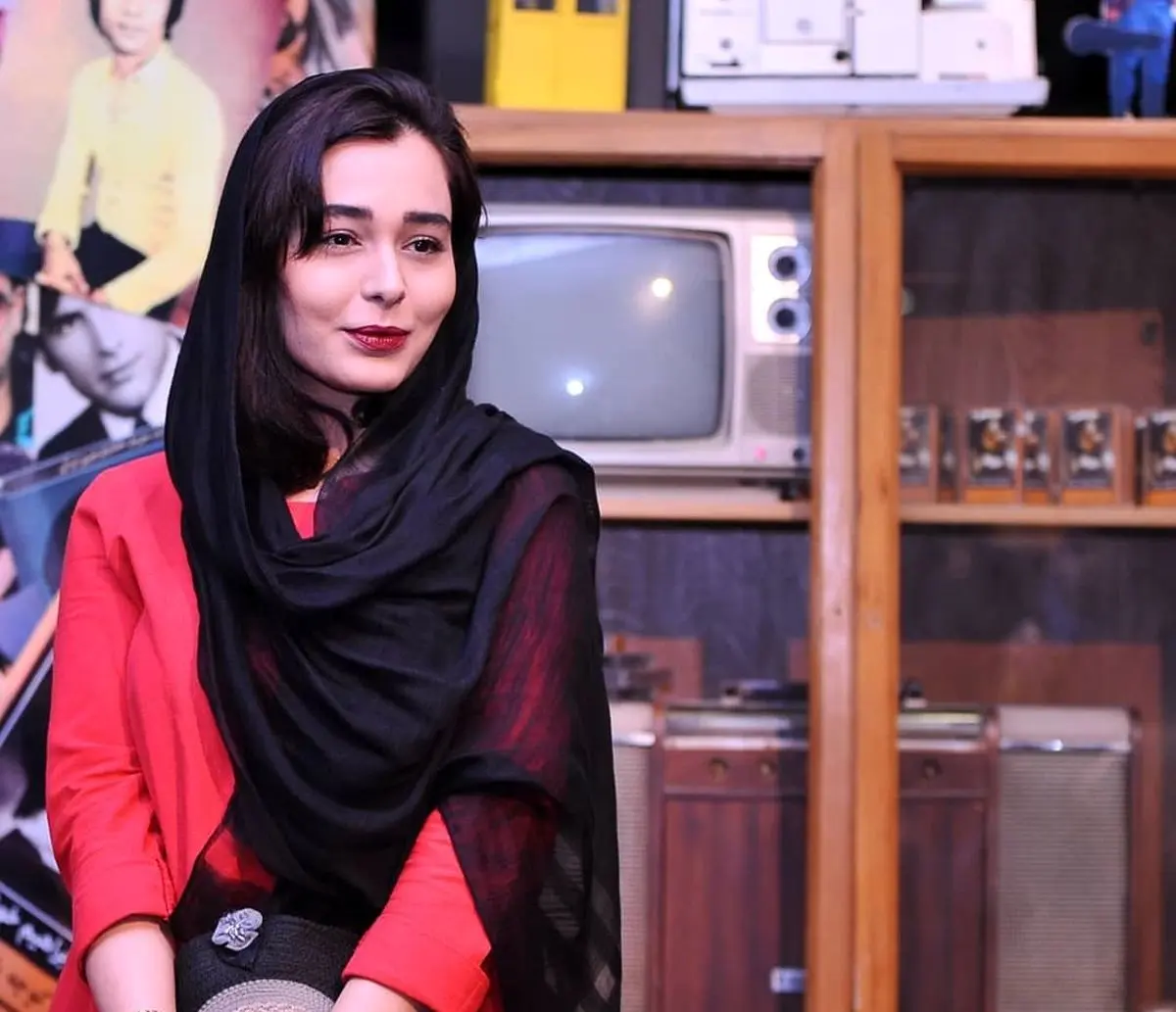 چهره شاد خانم بازیگر/ عکس