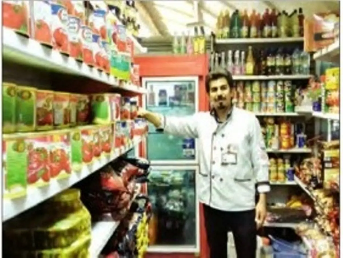 از کارگری در میدان تره بار تا دندانپزشکی در باکو!