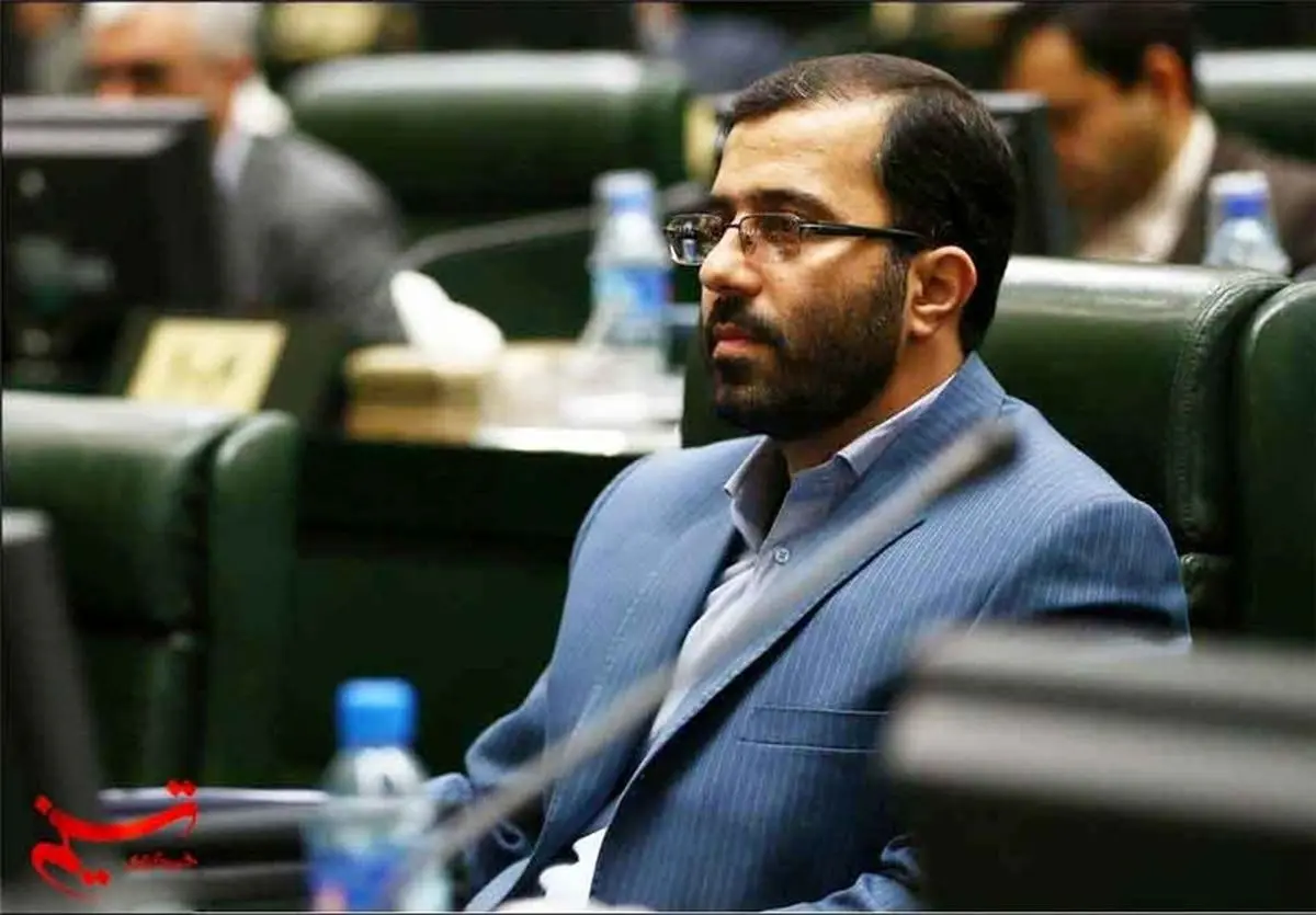 ادامه پرداخت حقوقهای نجومی در دستگاههای اجرایی