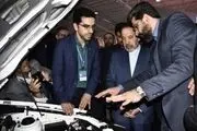 بازدید رئیس‌دفتر رئیس‌جمهور از غرفه سایپا 