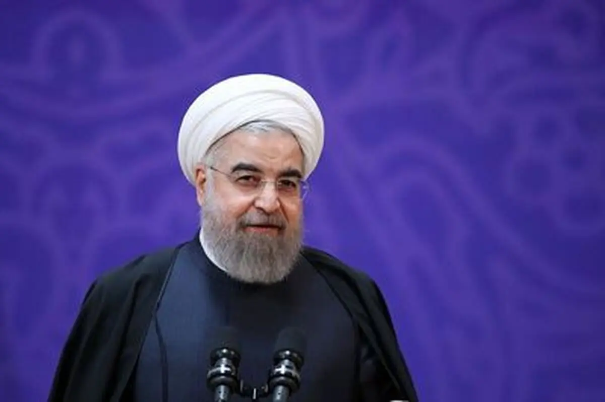 روحانی مخالفانش را کم عقل خطاب کرد!