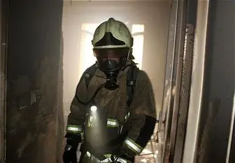 مهار آتش‌سوزی در ساختمان ۸ طبقه اداری