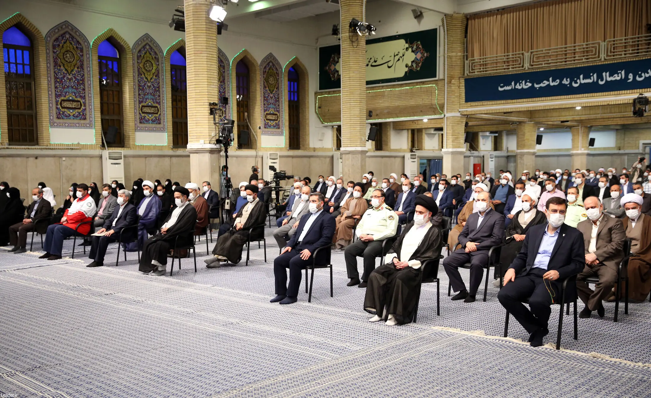 کارگزاران حج و زیارت با رهبر انقلاب دیدار کردند/گزارش تصویری