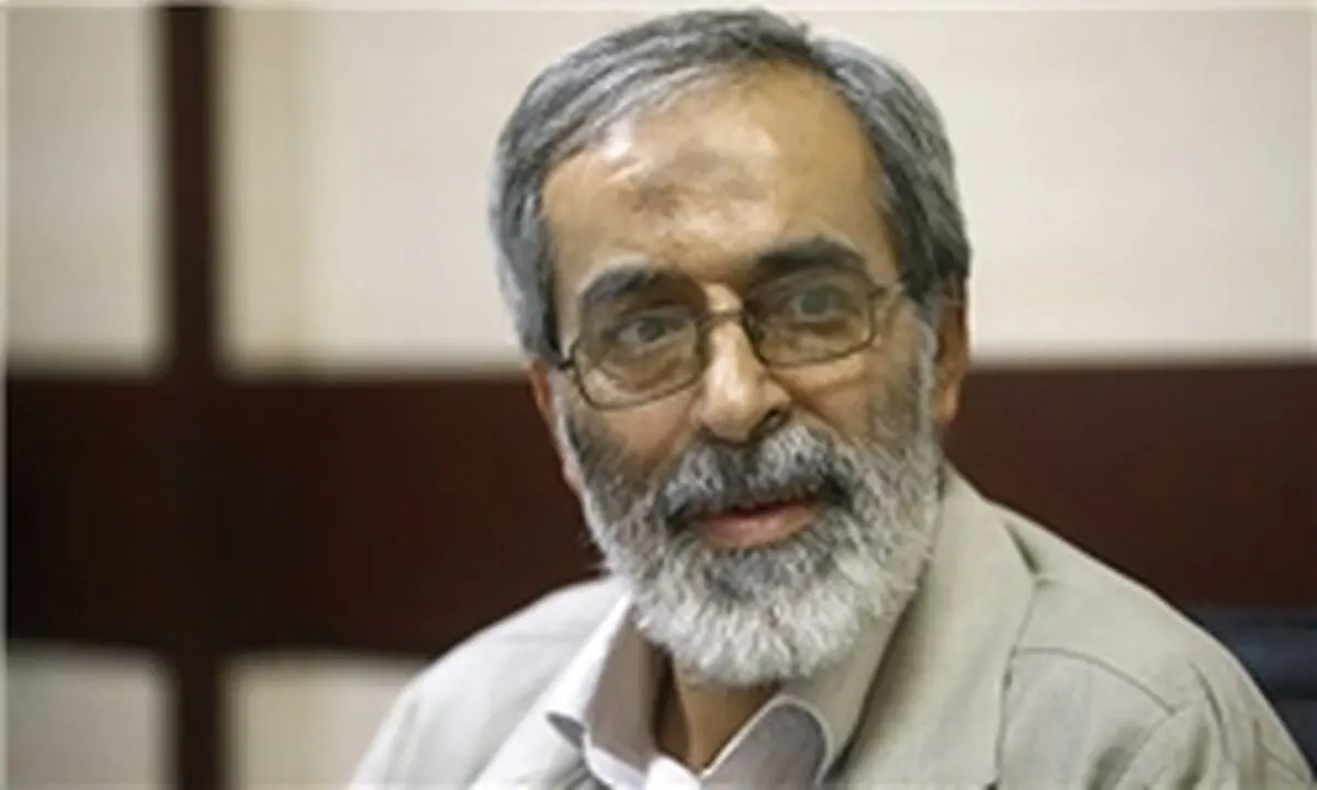 گشت زنی رهبر انقلاب با لباس مبدل