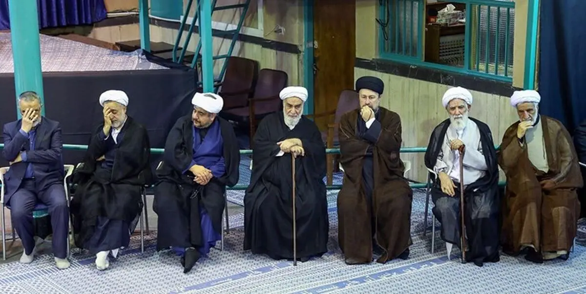 مراسم تشییع پیکر حجت‌الاسلام حسن صانعی از حسینیه جماران