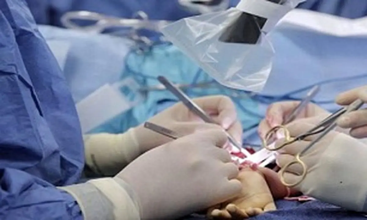 پیوند دست قطع‌شده کودک ۱۳ماهه