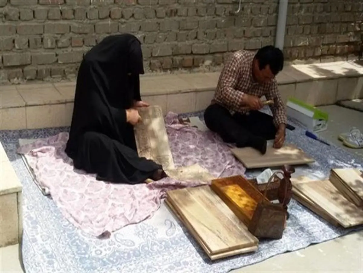 دستان هنرمند بانوی ارومیه ای اقتصاد مقاومتی را رقم می زند