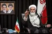  دریافت حقوق میلیونی ظلم در حق محرومان است 