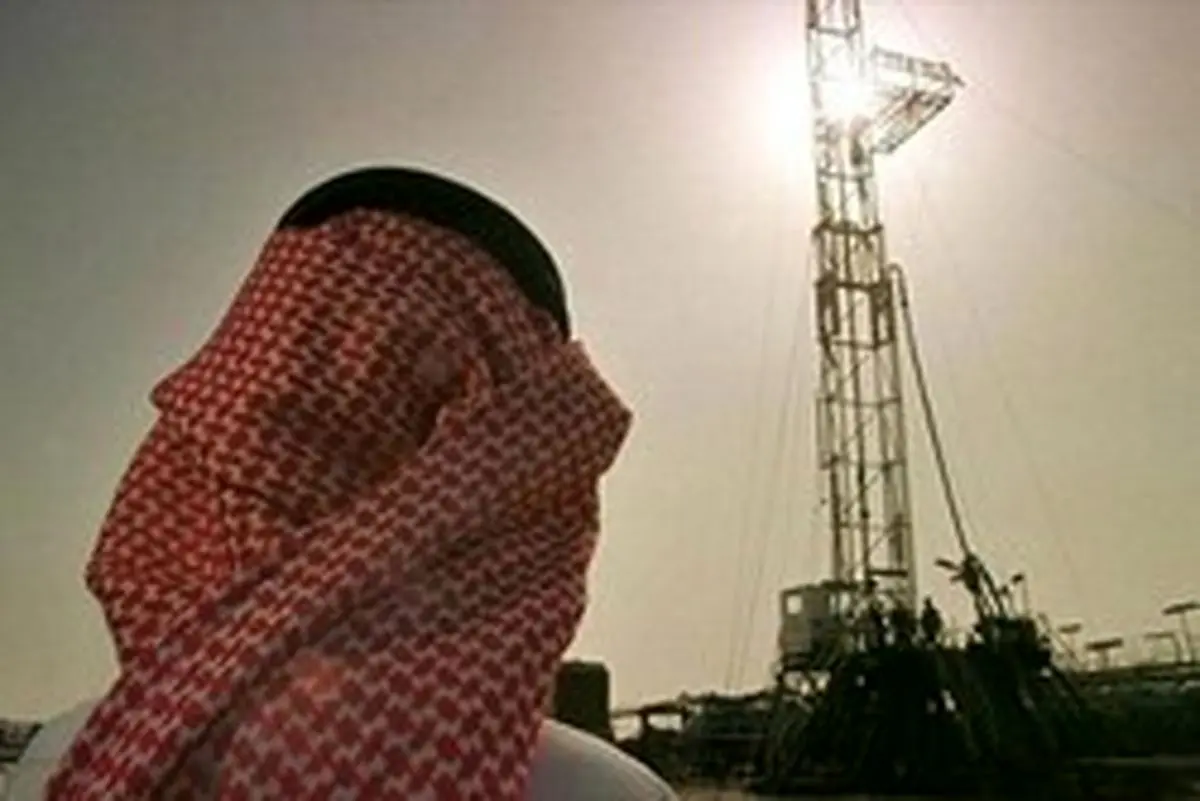 ولیعهد مخلوع سعودی همچنان در حصر است +عکس