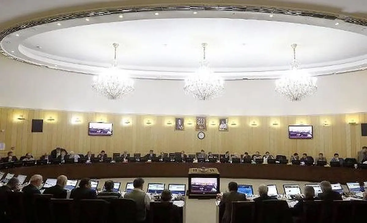 نسخه واردات مرغ افزایش قیمت را درمان نمیکند