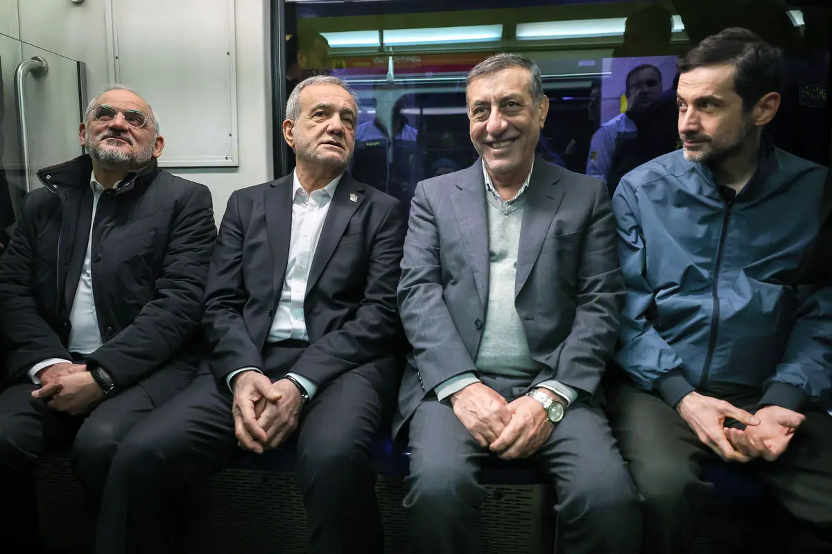 تصاویر حضور شخصیت‌های مختلف در راهپیمایی ۲۲ بهمن در تهران 