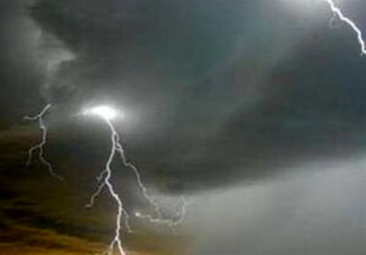 صاعقه جان یک نفر را گرفت