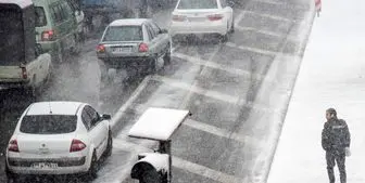 تهرانی ها منتظر بارش برف باشند
