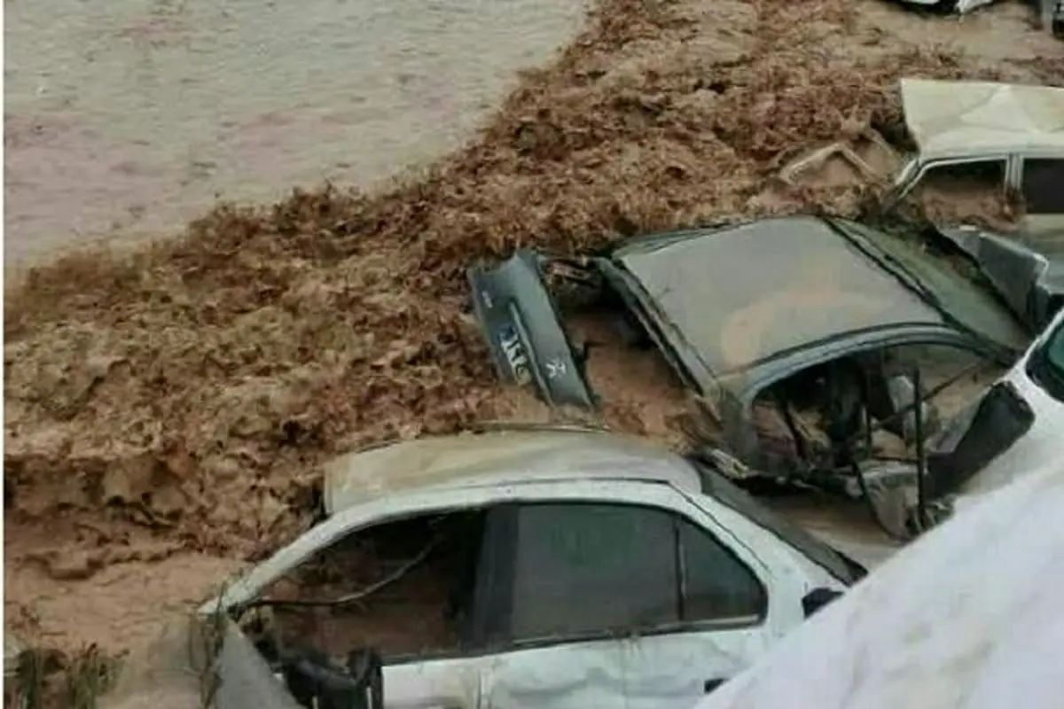 آمار کشته شدگان سیل شیراز به ۲۱ نفر رسید
