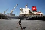  کشتی حامل سوخت و آذوقه یمن همچنان در توقیف
