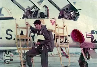 اولین خلبان شهید در عملیات برون‌مرزی چه کسی بود؟