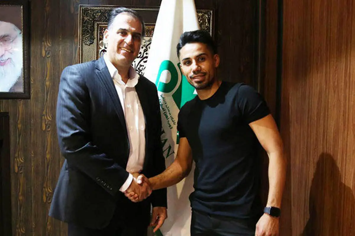 دو بازیکن با ذوب آهن تمدید کردند