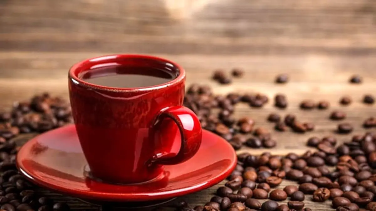 فواید و مضرات کافئین برای بدن