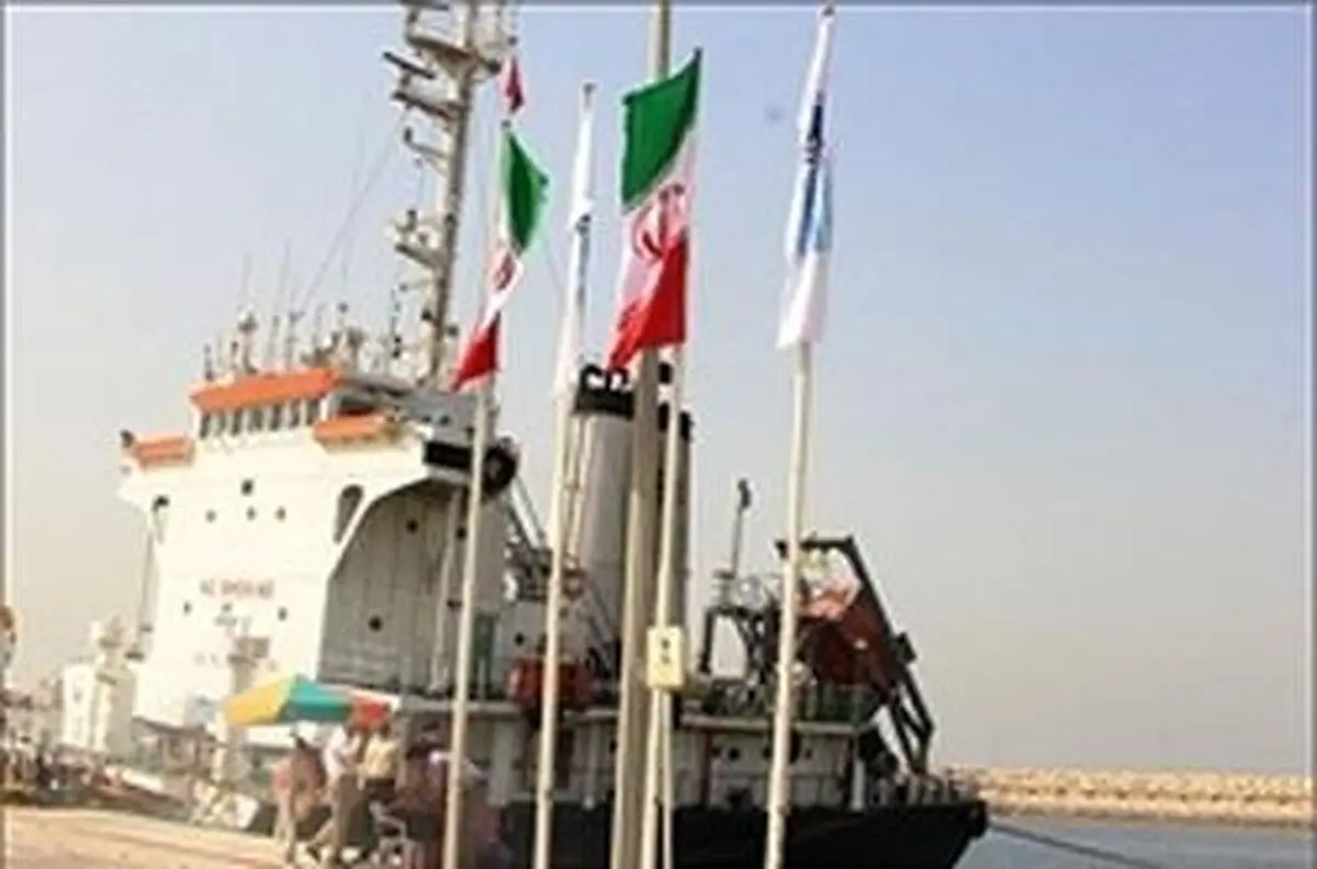مهار آتش سوزی در مجتمع بندری پارس عسلویه 