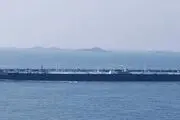 در ساحل جزیره خارک، یک نفتکش مورد اصابت دو موشک آمریکایی قرار گرفت